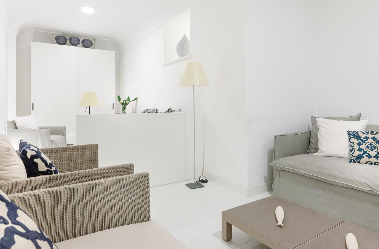 White Stylish Apartment 3 Vico Equense Exterior photo